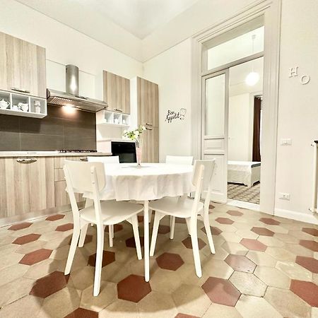 Ferienwohnung Palazzo La Zagara Palermo Exterior foto